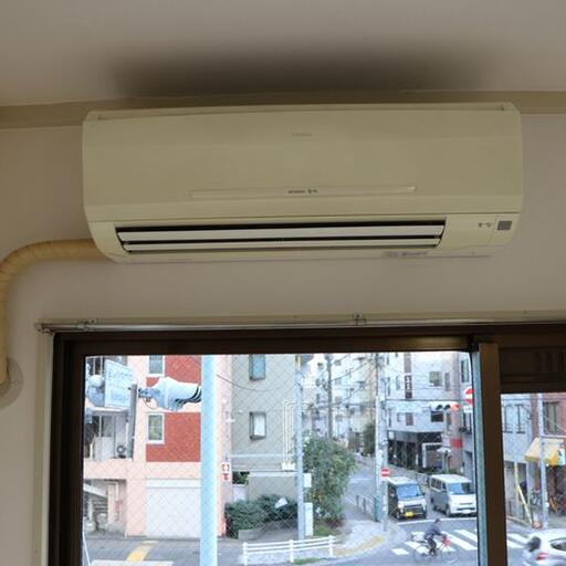 エアコン付き 菊地ビル201号室のエアコンです。