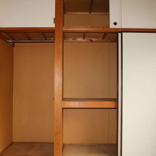 収納 和室に大型収納有