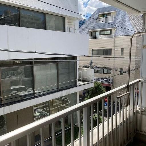 南向きのワイドバルコニー 片岡ビル