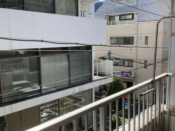 南向きのワイドバルコニー 片岡ビル