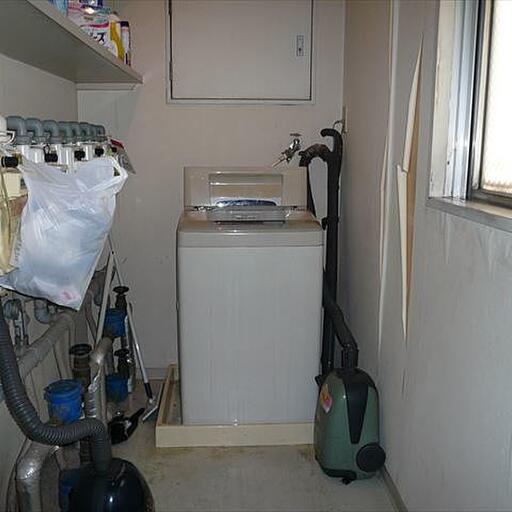 建物内に共同洗濯機あり 丸幸浅草橋第一ビルの洗濯機